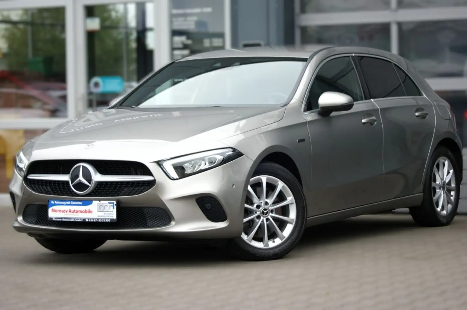 Mercedes-Benz A 250 e 8G-DCT Progressive Aktiver Park-Assistent Plateado - 1