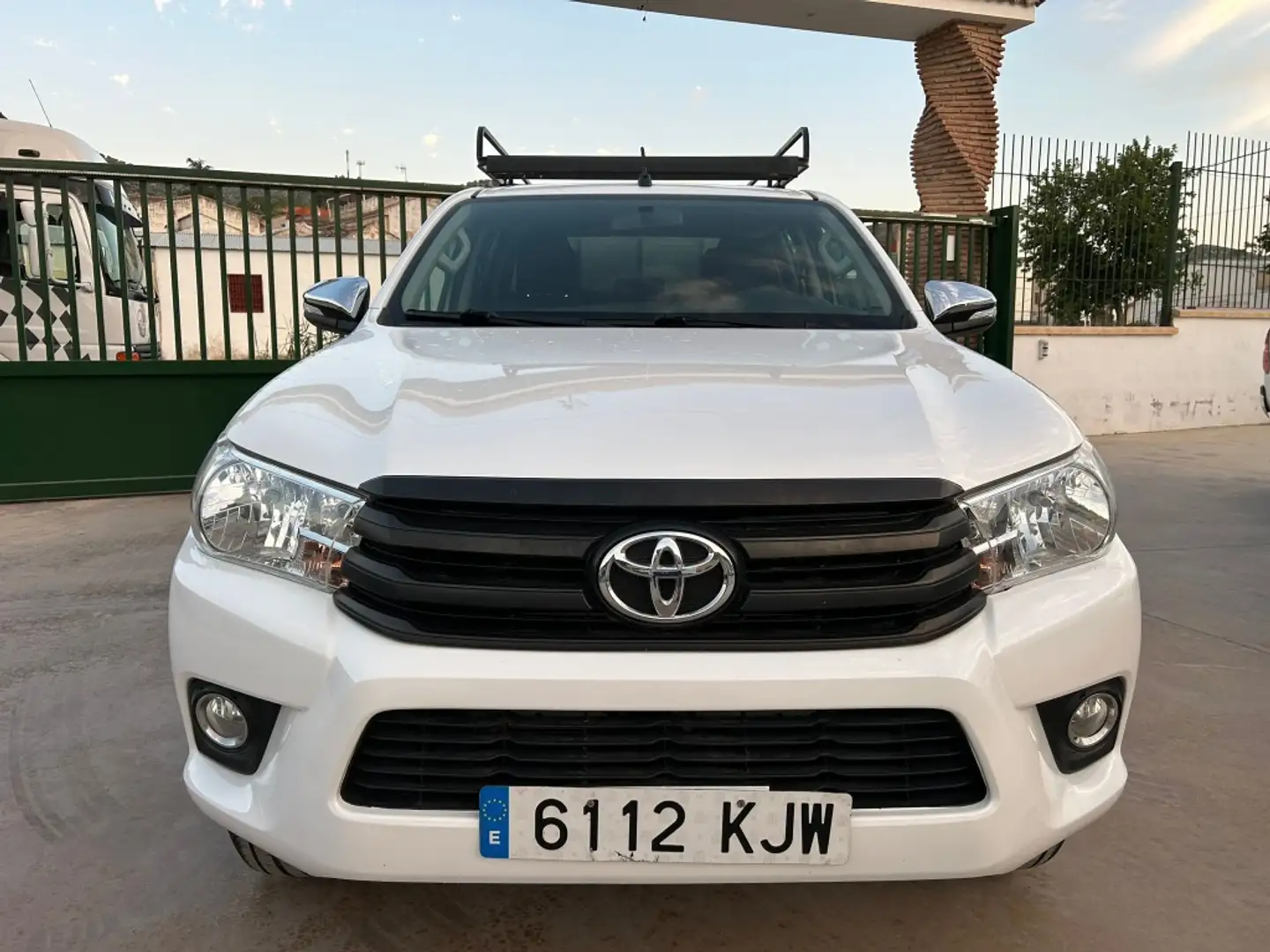 Toyota Hilux Cabina Doble VXL Bianco - 2