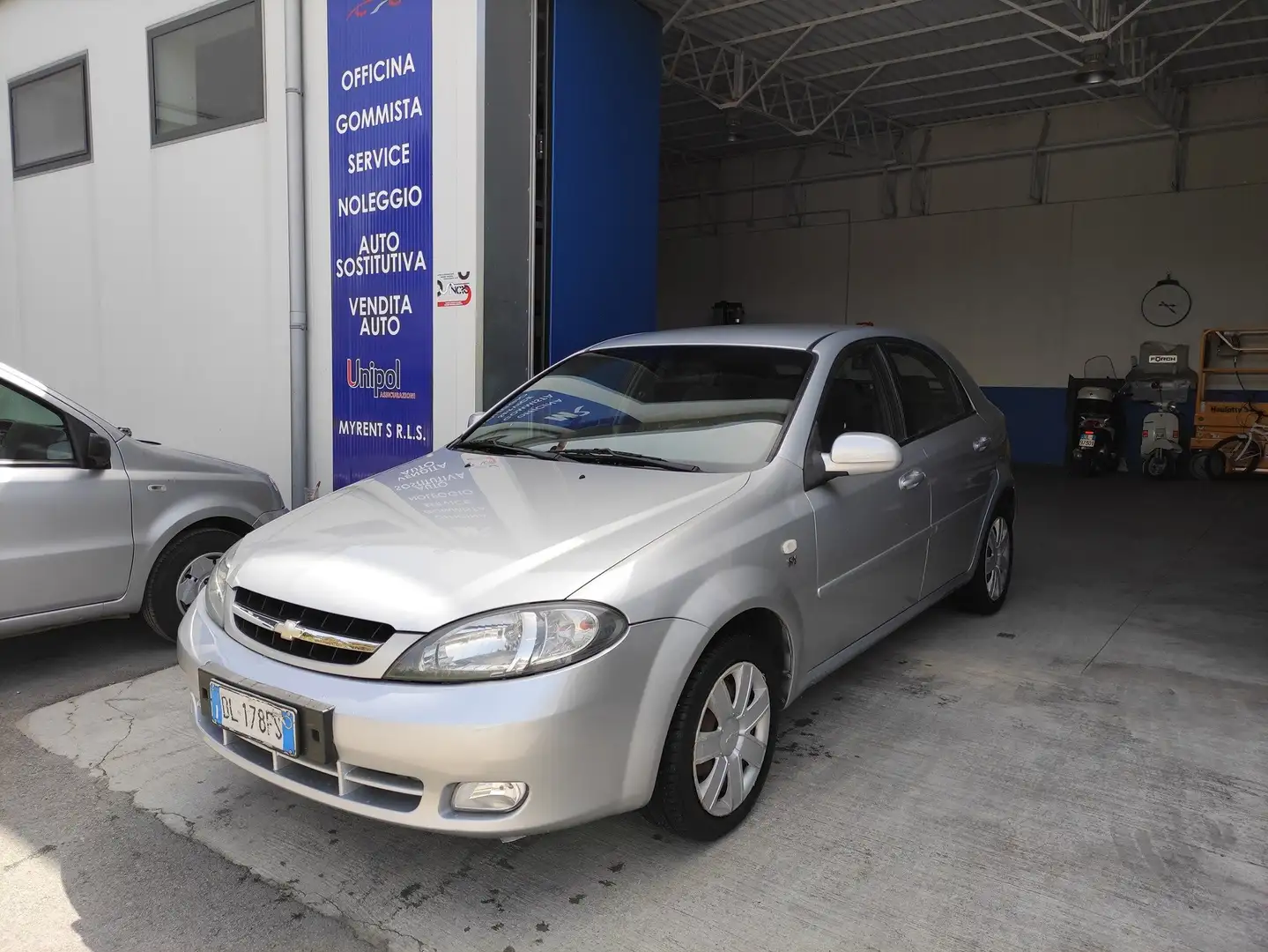 Chevrolet Lacetti Lacetti 2.0 tdci SX Gri - 1