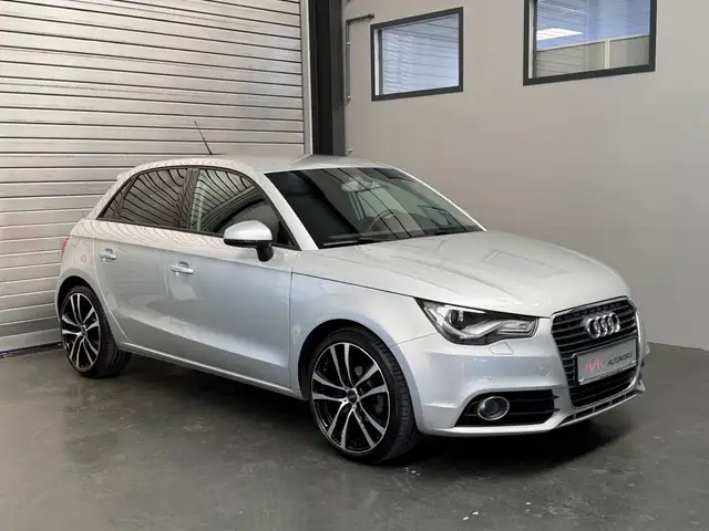 Audi A1 Sportback ambition/Navi/Xenon/Sitzheizung/PDC