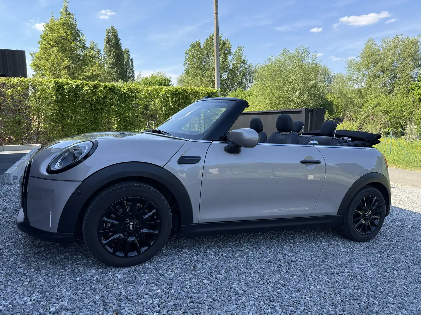 MINI Cooper Cabrio - 1