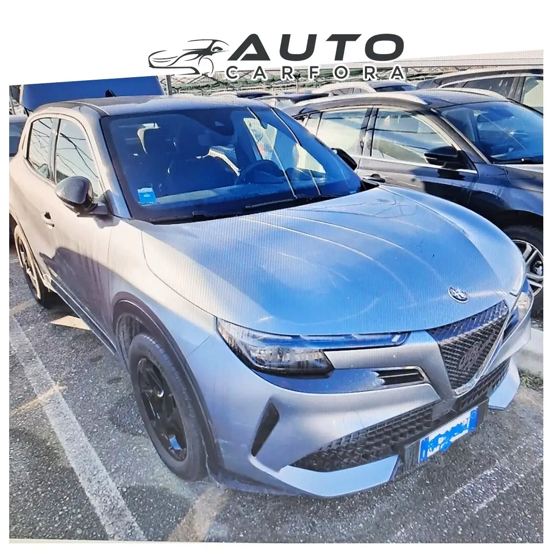 Alfa Romeo Junior Junior 1.2 145 CV Hybrid eDCT6 Q4 Grau - 1
