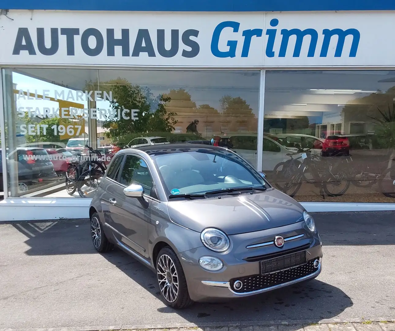 Fiat 500 1.0 GSE Hybrid Dolcevita "Panoramadach, wenig KM" Grau - 1