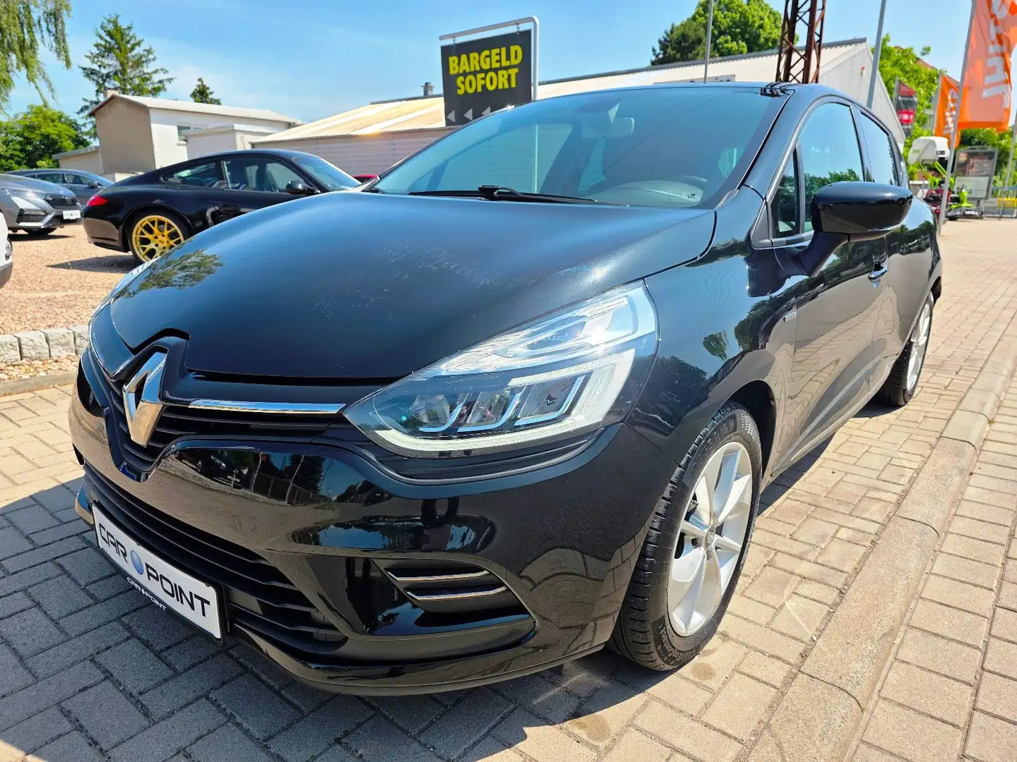 Renault Clio IV Limited LED DAB SHZ Klimaautomatik Navi Schwarz - 2