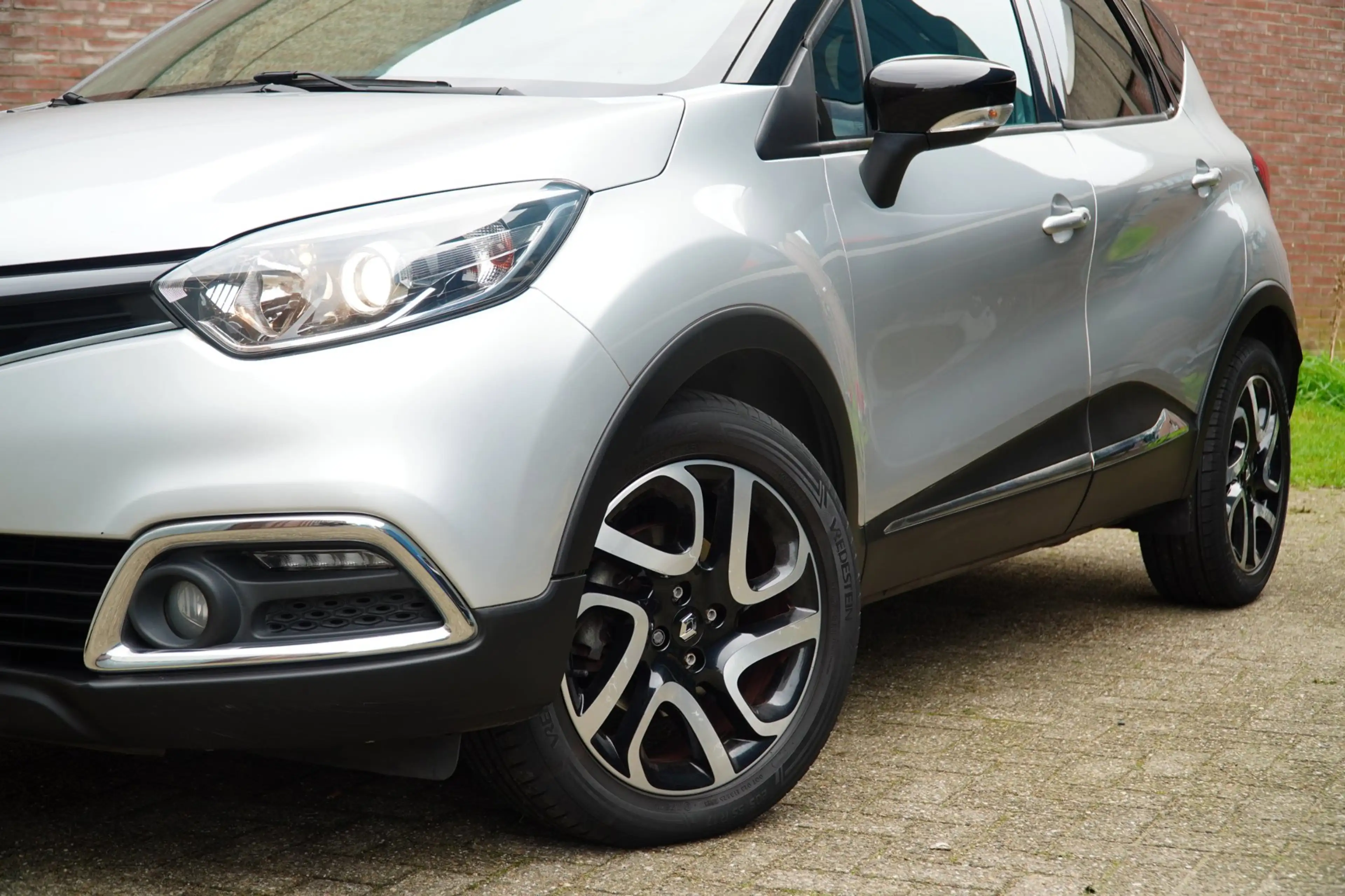 Renault Captur 1.2 TCe Dynamique AUTOMAAT, Navigatie, Cruise, Cli — photo 2