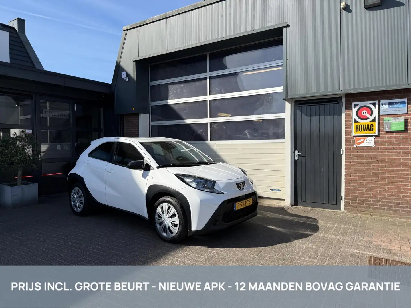 toyota aygo x