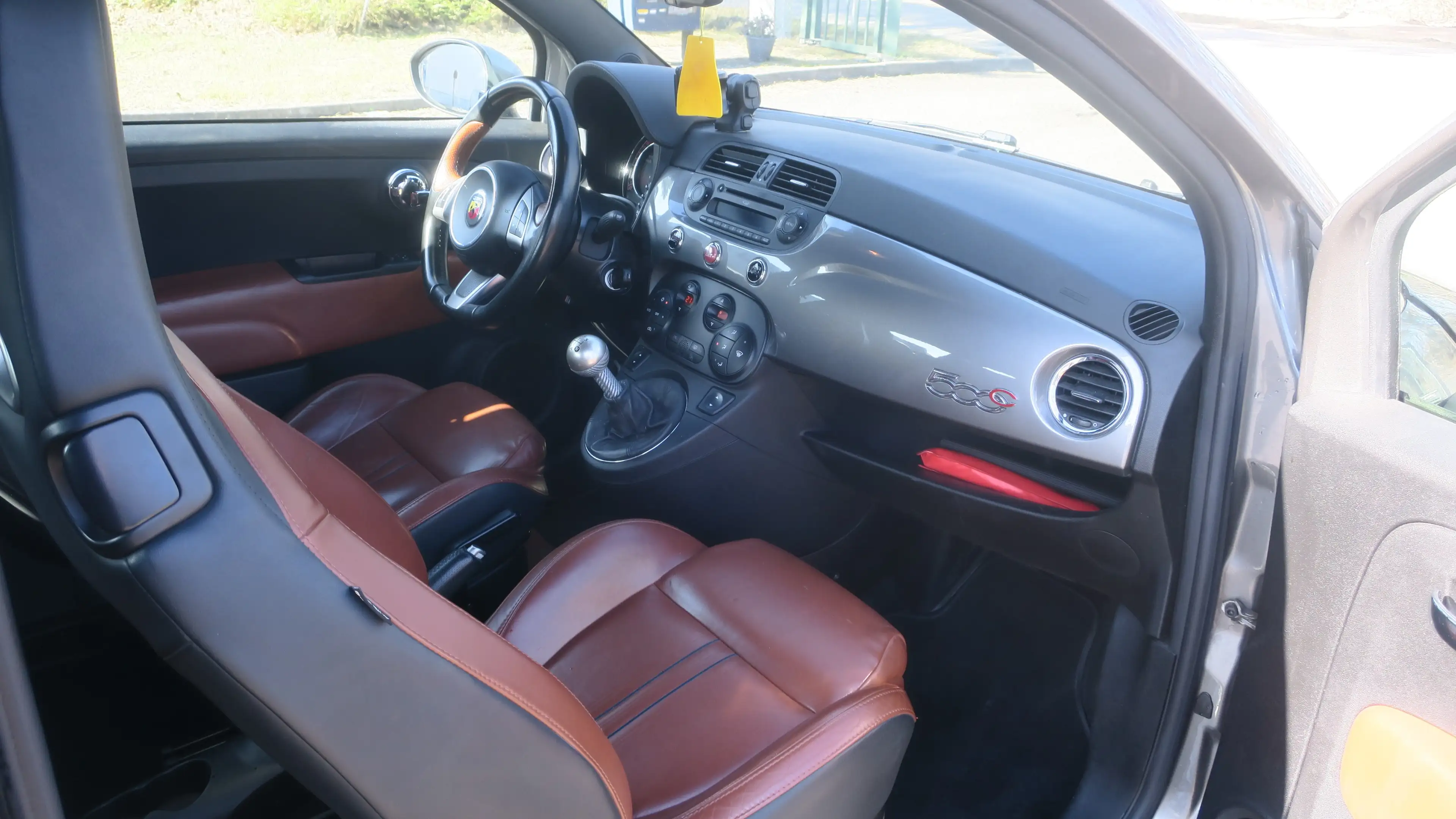 Abarth 595 Turismo 595C 1.4 T-Jet — photo 8