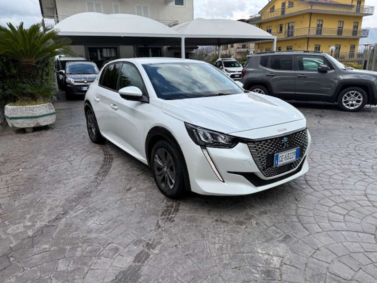 Peugeot 208 e Allure Pack 136Cv