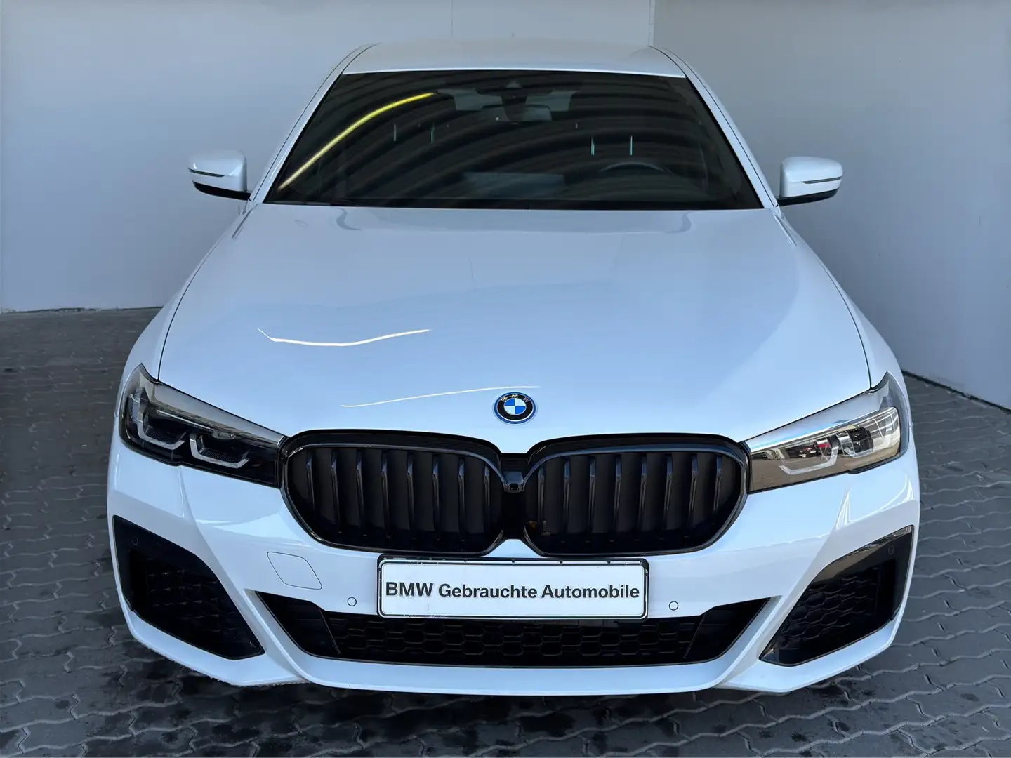 BMW 520 e Lim. M Sport LiveCock.ParkAss.DuLa.SHZ.RDA Bianco - 1