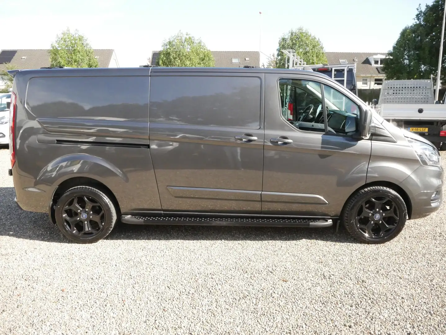 Ford Transit Custom 2.0 TDCI 170PK, L2H1, Limited, Airco, Automaat - 2
