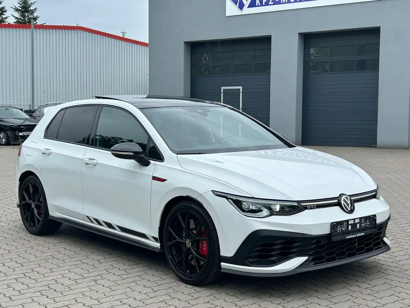 Volkswagen Golf VIII GTI Clubsport °Pano°IQ°R-Kamera°ACC° Blanc - 2