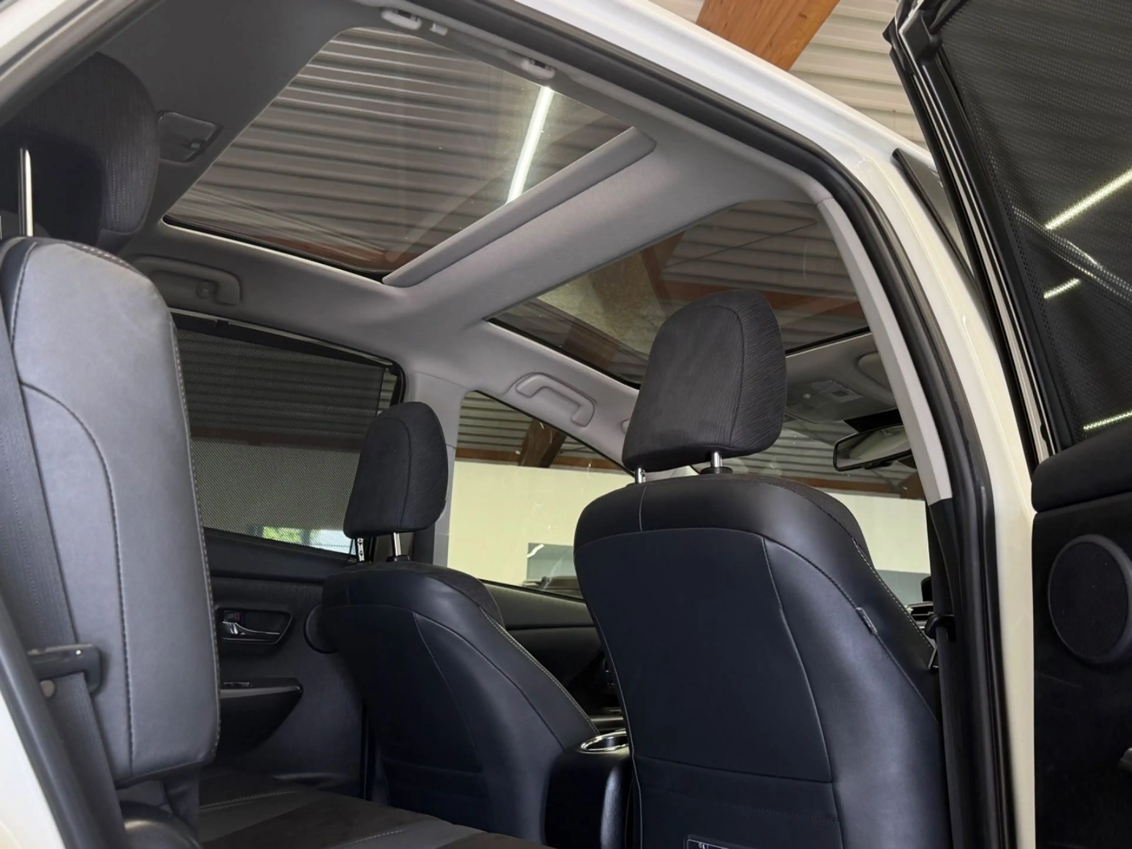 Toyota Prius+ 1.8 Hybrid Executive Pano 7-Sitzer 1.Hand — photo 13
