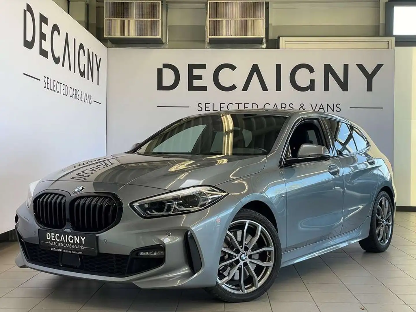 BMW 120 i 2.0 M-Sport *App Connect*Camera*Digital Cockpit Gris - 1