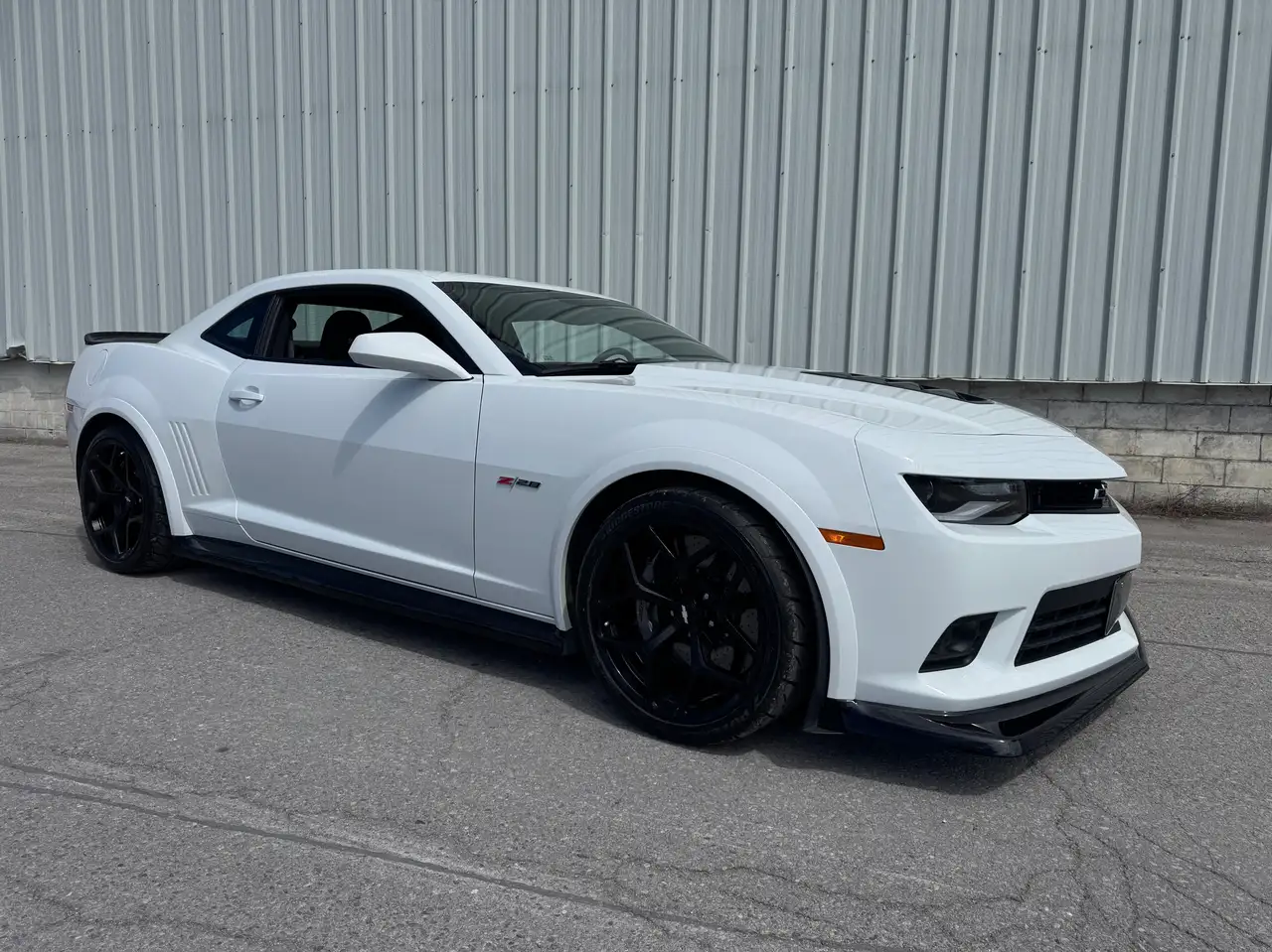 Chevrolet Camaro снимка Chevrolet Camaro