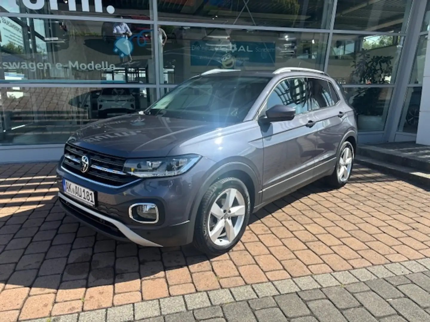 Volkswagen T-Cross Style 1.0 TSI *LED, Kamera, SHZ* Gris - 2