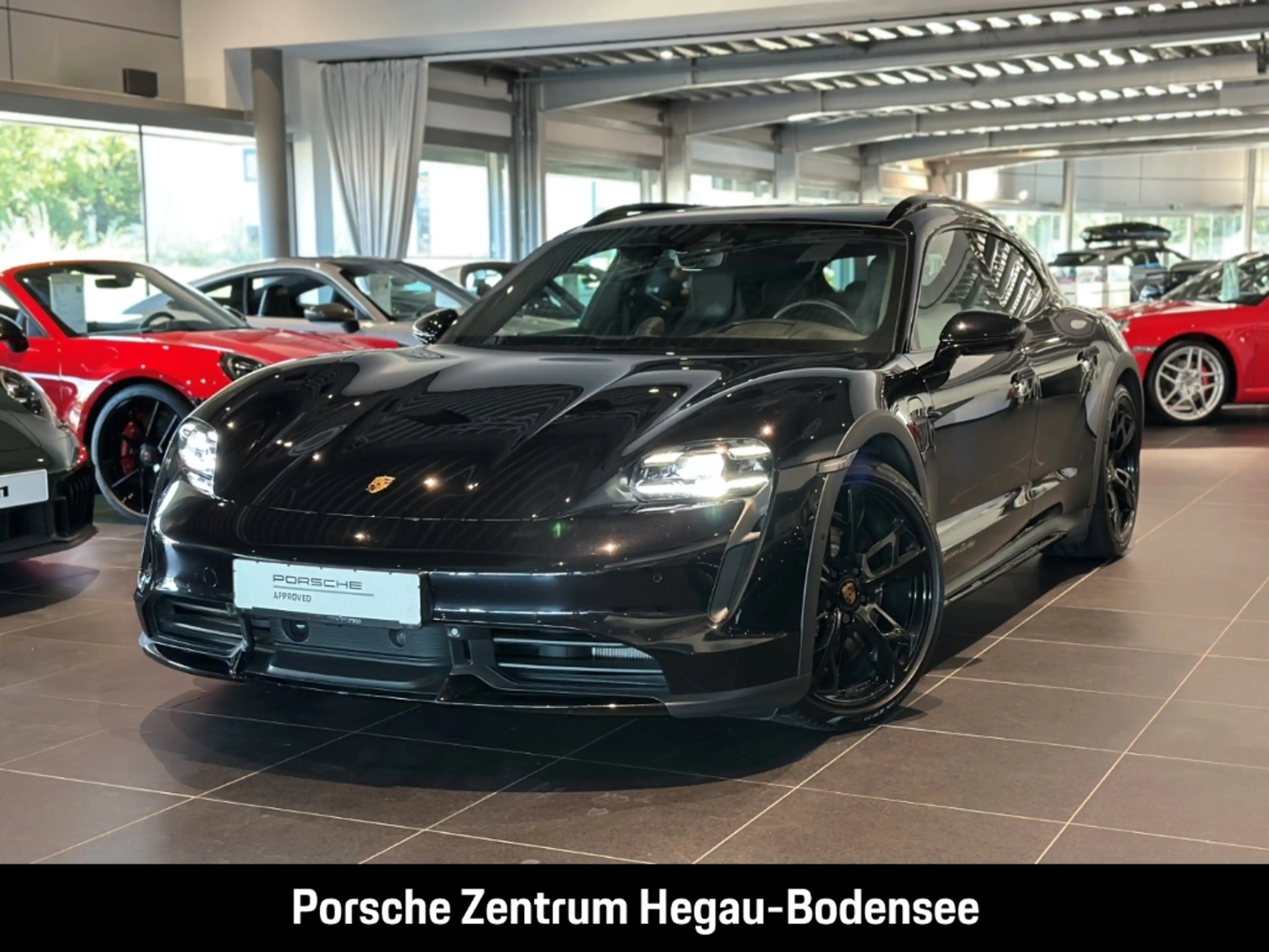 Porsche Taycan Turbo Cross Turismo