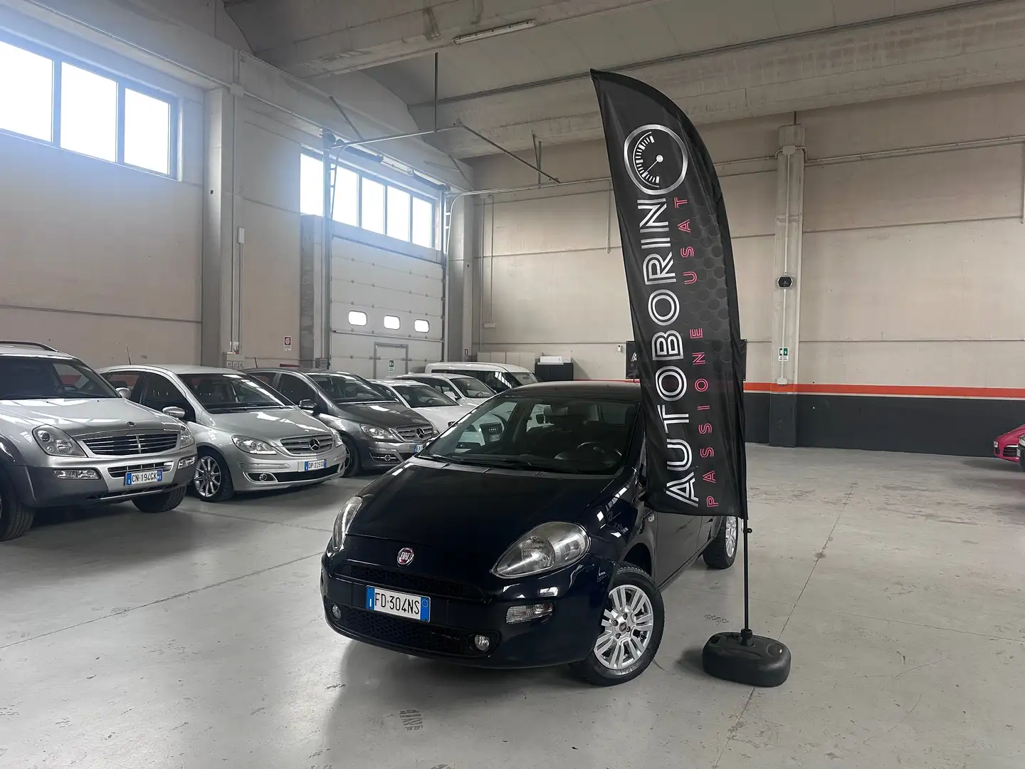 Fiat Punto Punto 5p 1.4 natural power Lounge 70cv E6 Blau - 1