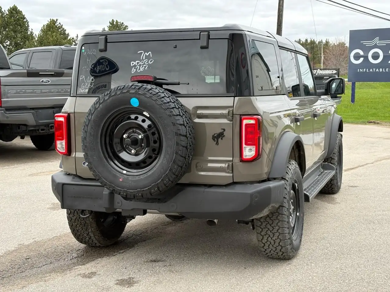 Ford Bronco снимка Ford Bronco