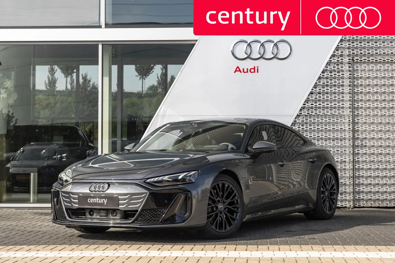 Audi e-tron GT e-tron GT 97 kWh 370 kW / 503 PK Sportback Elektr. Grau - 1