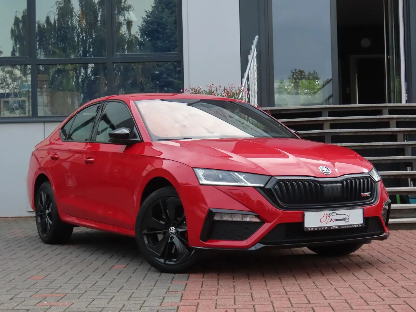 Skoda Octavia Lim. Autom. Alcantara Sitzheizung Navi Rojo - 1