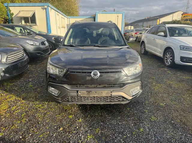 SsangYong XLV XLV 1.6 e-XDi 2WD Crystal