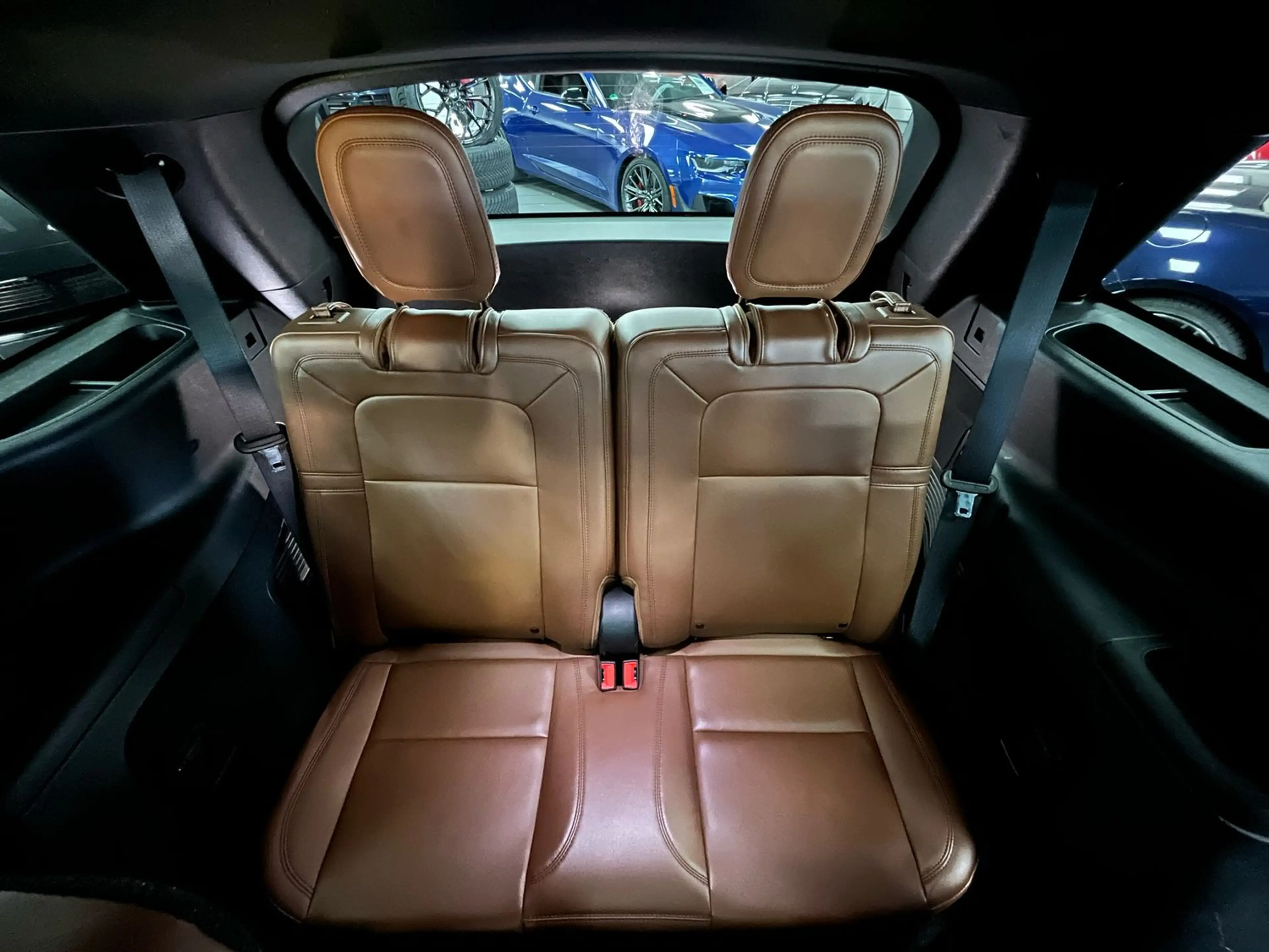 Lincoln Aviator Reserve 3,0l V6 4x4 VOLL/6-Sitze/HUD/360°Kamera — photo 14