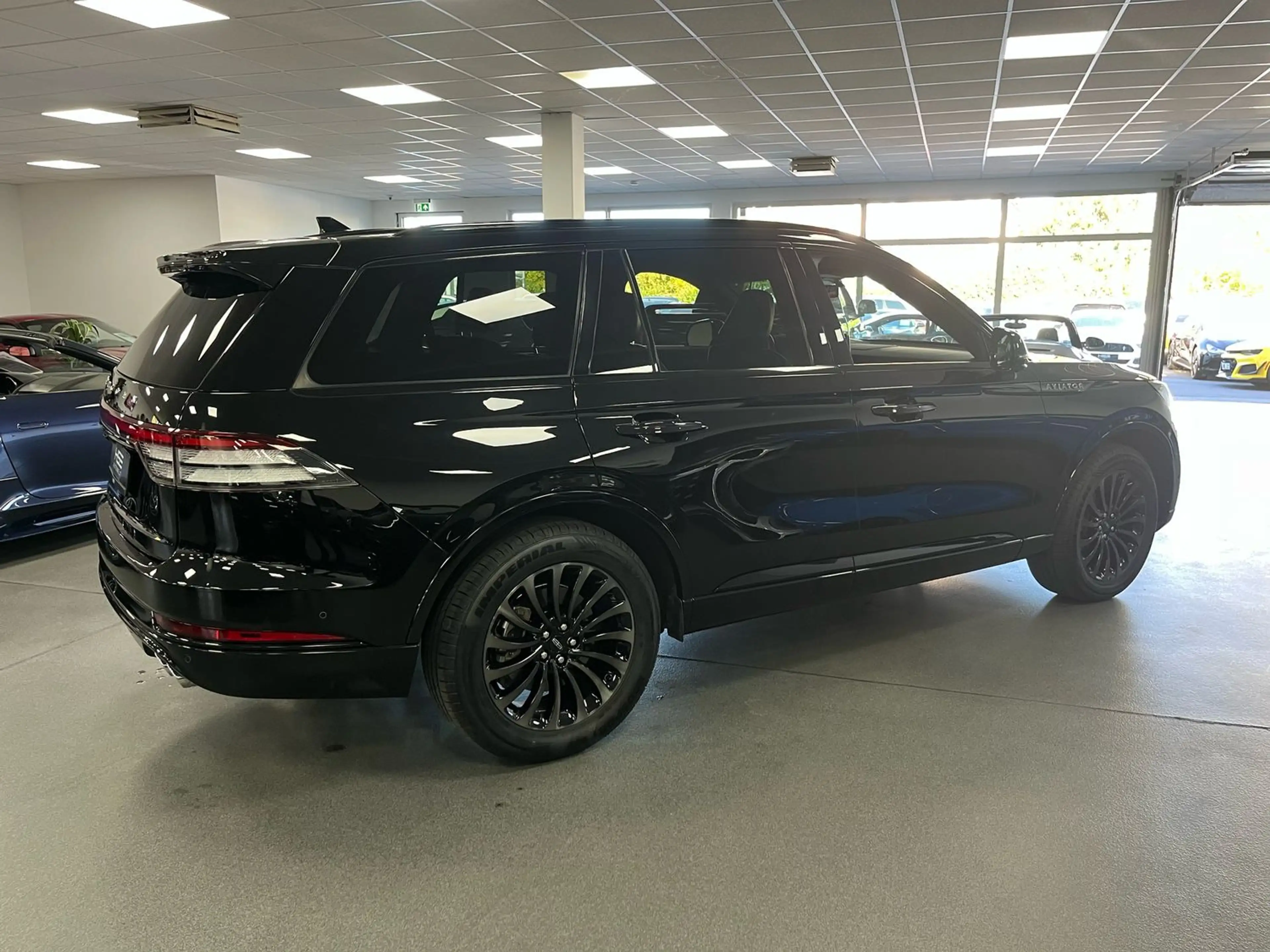 Lincoln Aviator Reserve 3,0l V6 4x4 VOLL/6-Sitze/HUD/360°Kamera — photo 9
