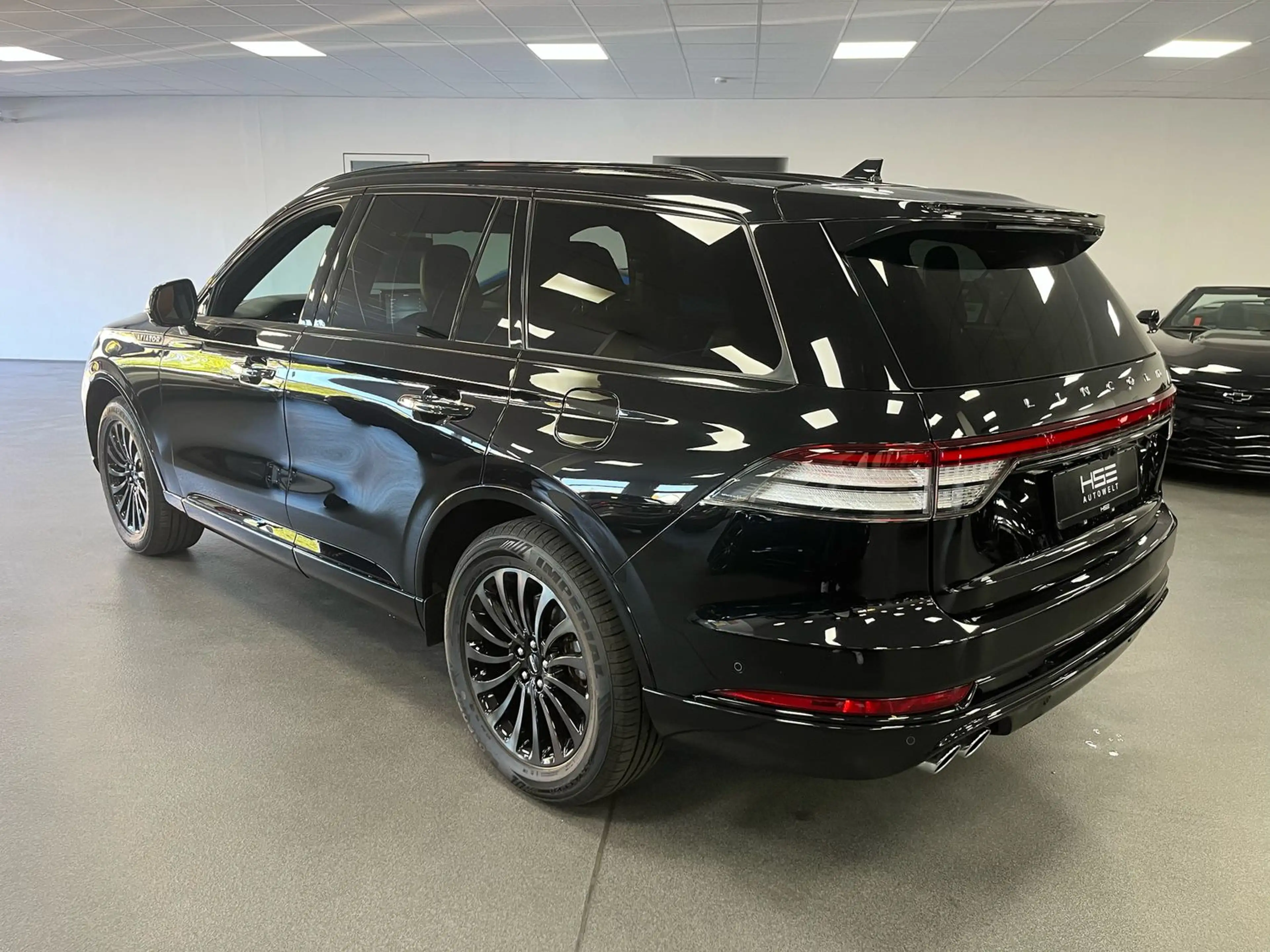 Lincoln Aviator Reserve 3,0l V6 4x4 VOLL/6-Sitze/HUD/360°Kamera — photo 7