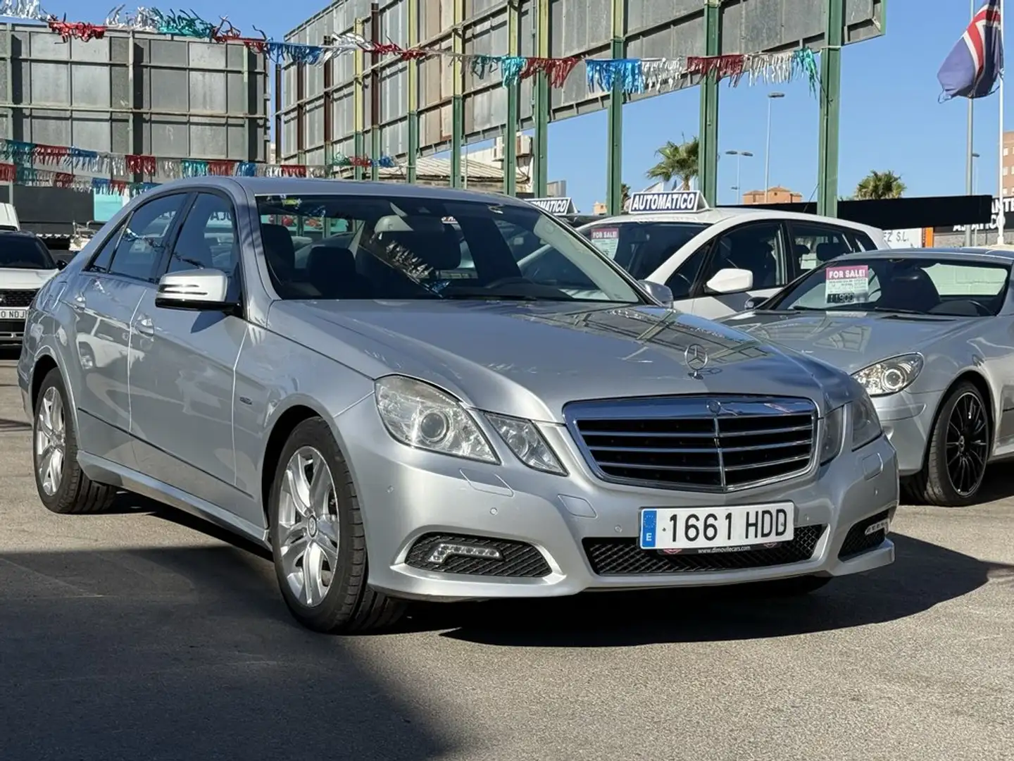 Mercedes-Benz E 200 CDI Blue Efficiency Grau - 1