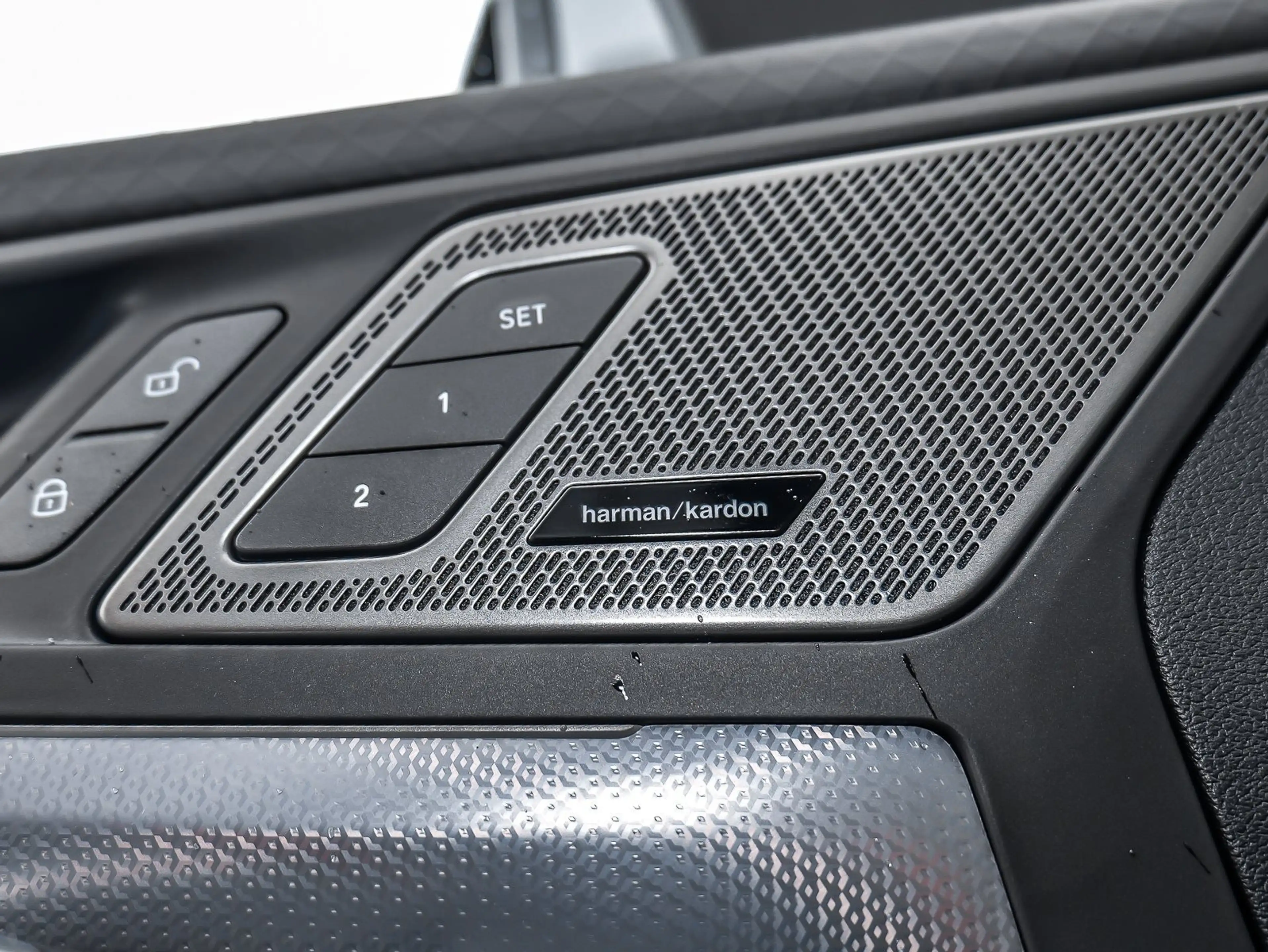 BMW iX2 xDrive30 M Sport HUD PANO ACC AHK RFK NAVI — photo 8