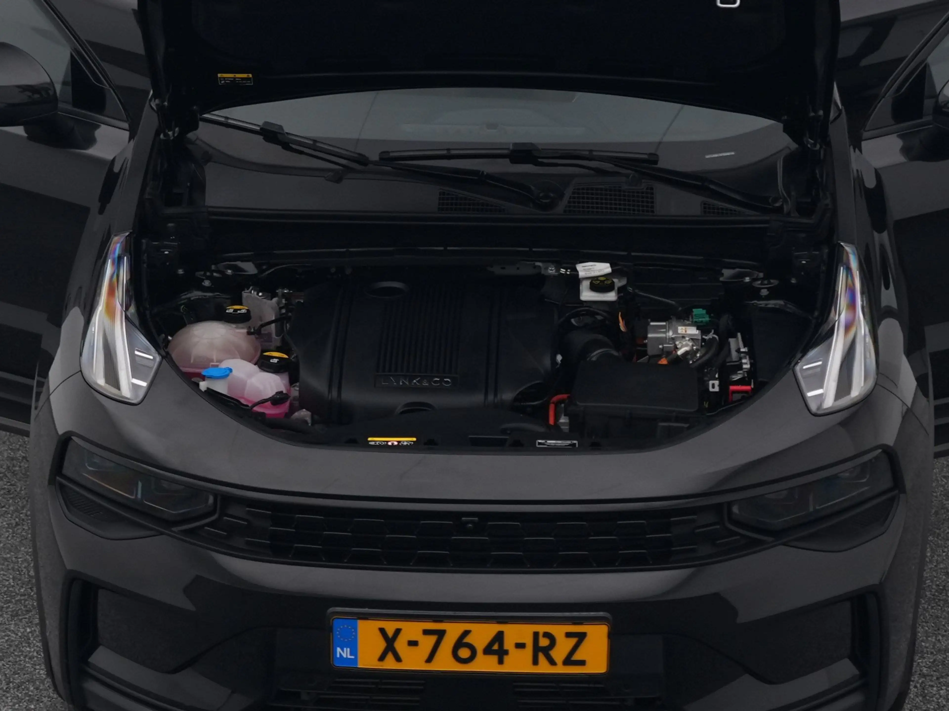 Lynk & Co 01 1.5 Plug-in Hybrid | 360° | BLACK | ZWARTE HEMEL | — photo 31