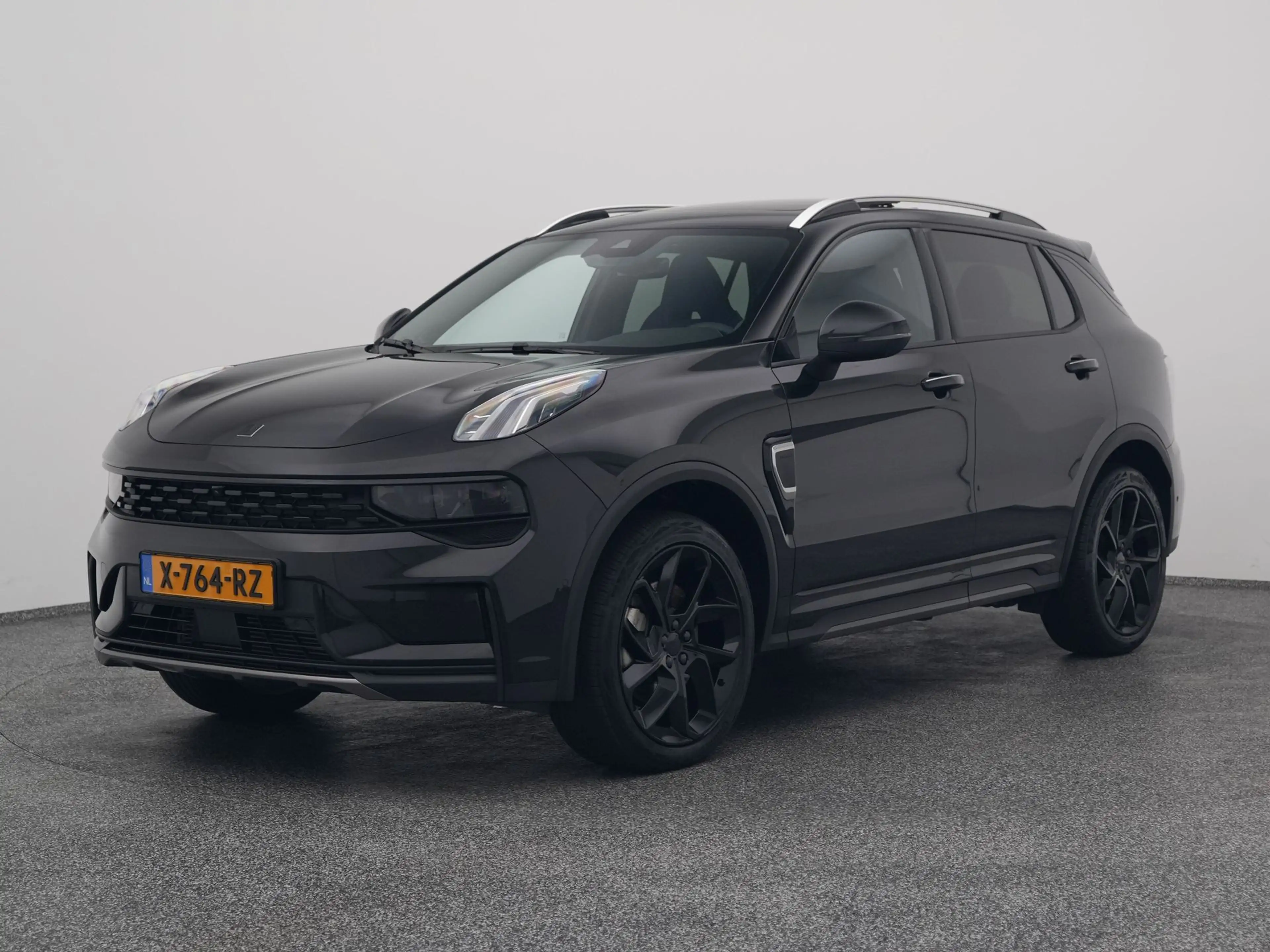 Lynk & Co 01 1.5 Plug-in Hybrid | 360° | BLACK | ZWARTE HEMEL |