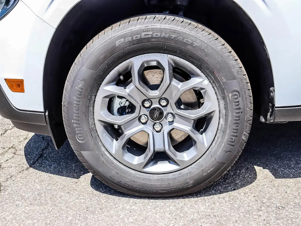 Ford Maverick снимка Ford Maverick