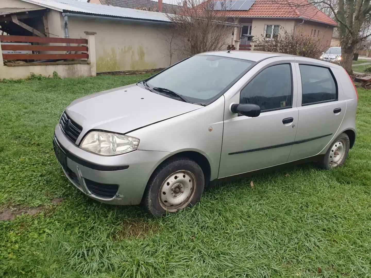 Fiat Punto 1.2 8V Active Clima - 1