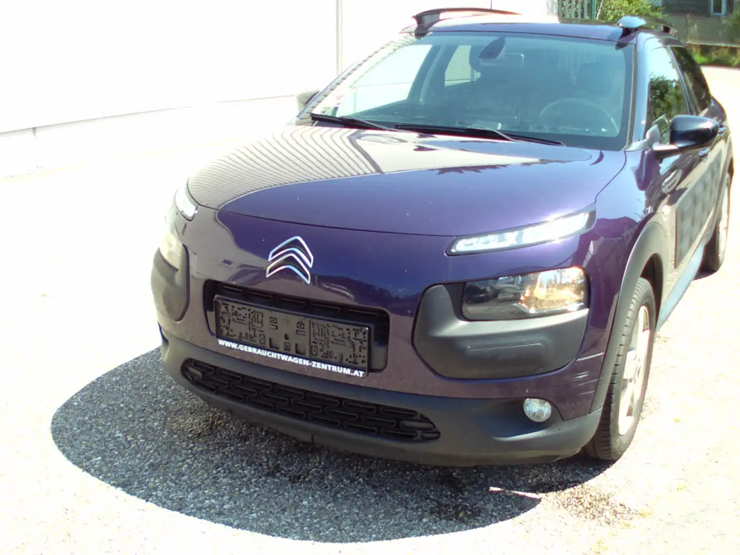 Citroen C4 Cactus 1,2 VTI82 Shine Lila - 1