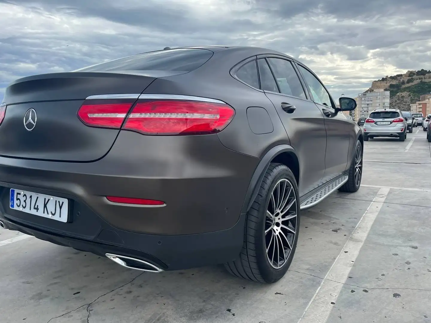 Mercedes-Benz GLC 250 d Coupe 4Matic 9G-TRONIC AMG Line Marrón - 2