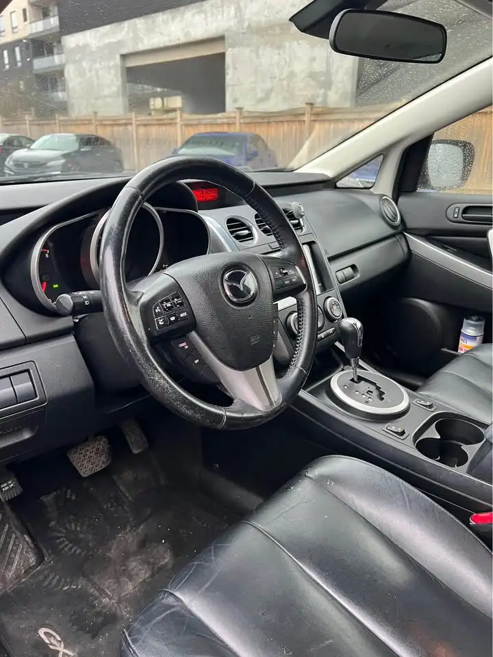 Mazda CX-7 снимка Mazda CX-7