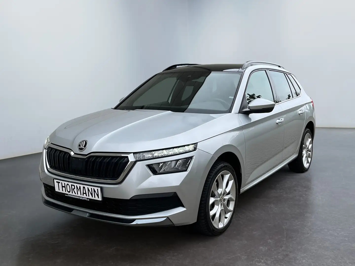Skoda Kamiq 1.5 TSI Kamera LED KeyLessGo Parksensor Argento - 2