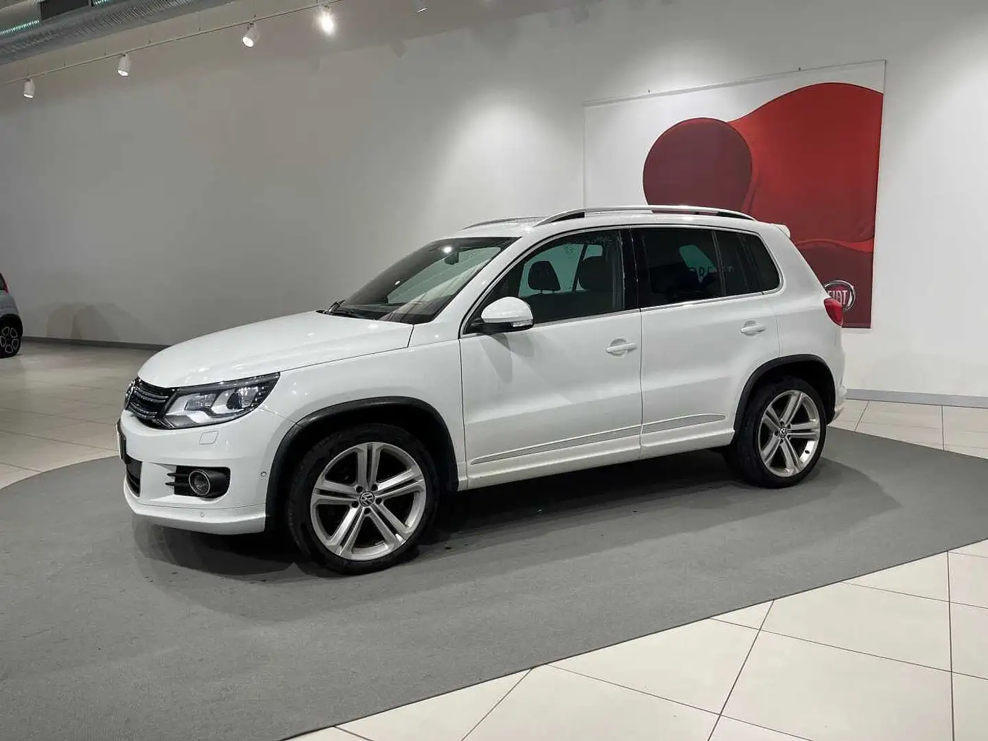 Volkswagen Tiguan 2.0 TDI 177 CV 4MOTION DSG R-Line BlueMotion Tech. Bianco - 2