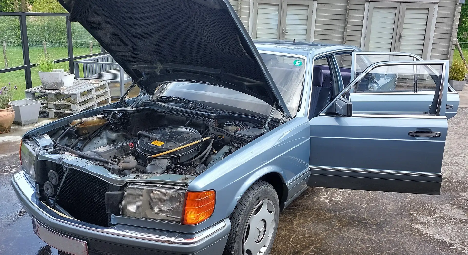 Mercedes-Benz 260 SE Blau - 2