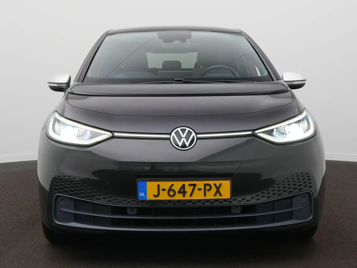 Volkswagen ID.3 First Plus 58 kWh / Navi / Camera / Clima Grijs - 2