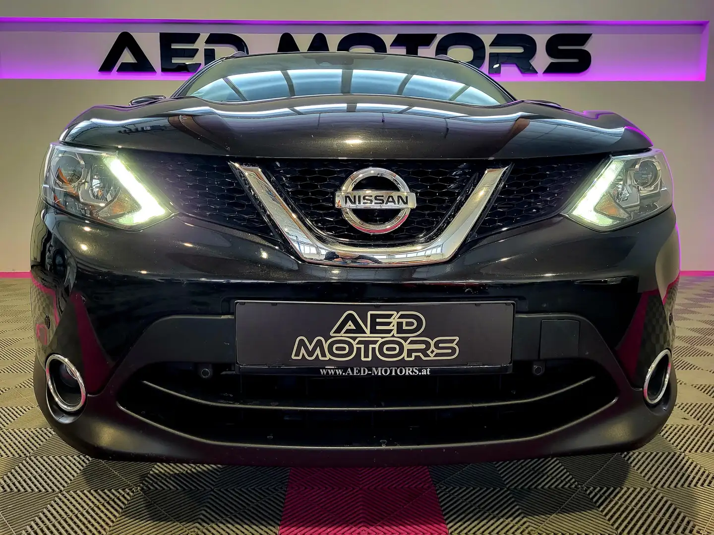 Nissan Qashqai Tekna 4x4 Noir - 2