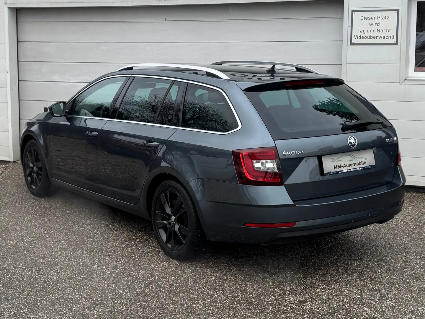 Skoda Octavia Style 2.0TDI DSG*LED*CANTON*SHZ*NAVI*uvm Gris - 2