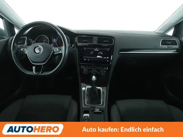 Volkswagen Golf view 12