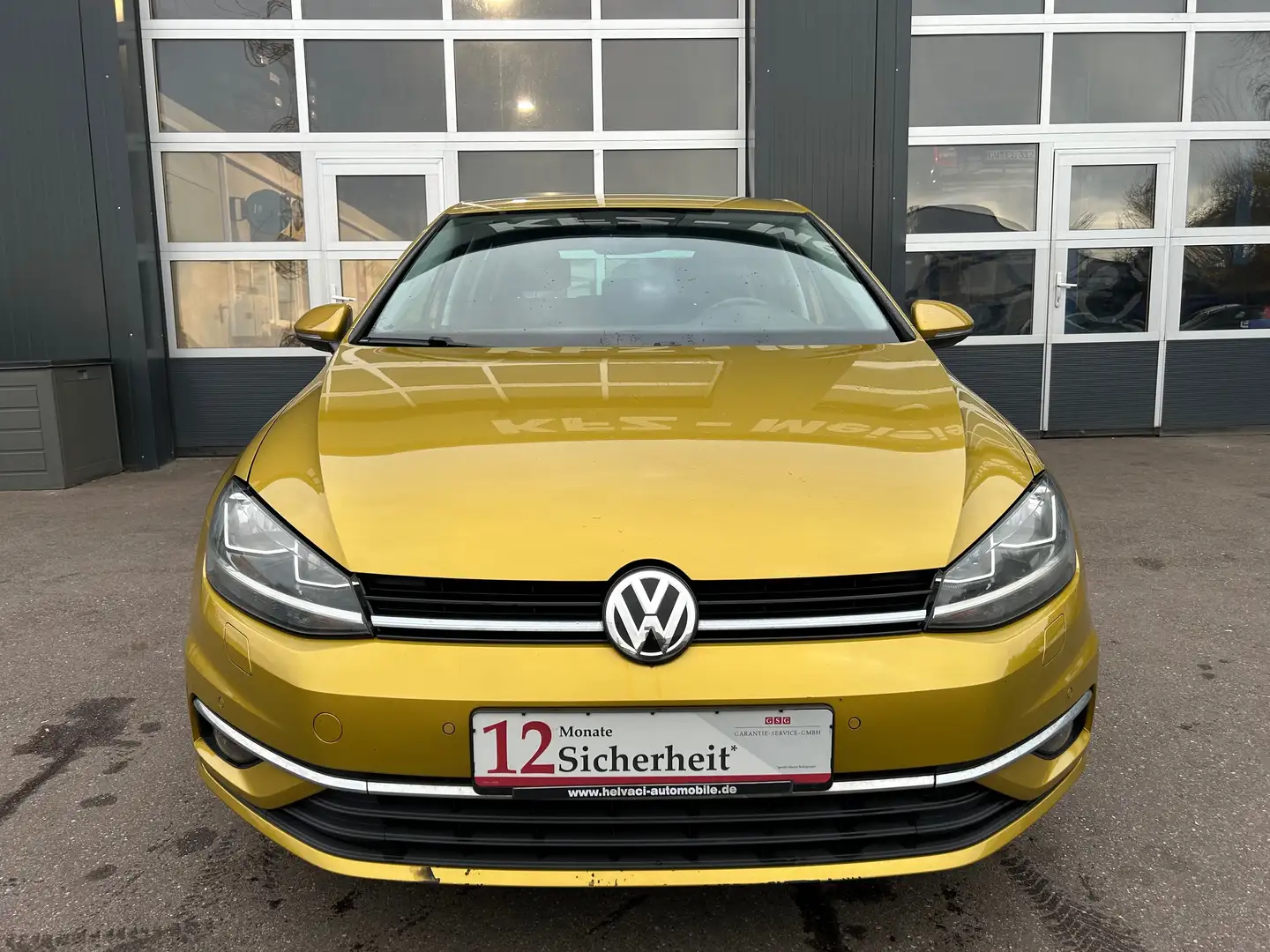 Volkswagen Golf Sound Start-Stopp +Winter-Paket+PDC vorne u.hinten Gelb - 2