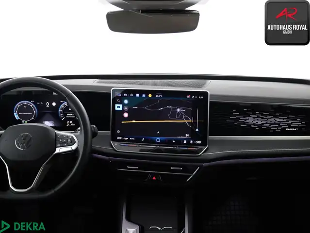 Volkswagen Passat view 9