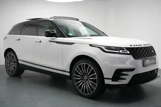 Land Rover Range Rover Velar view 5