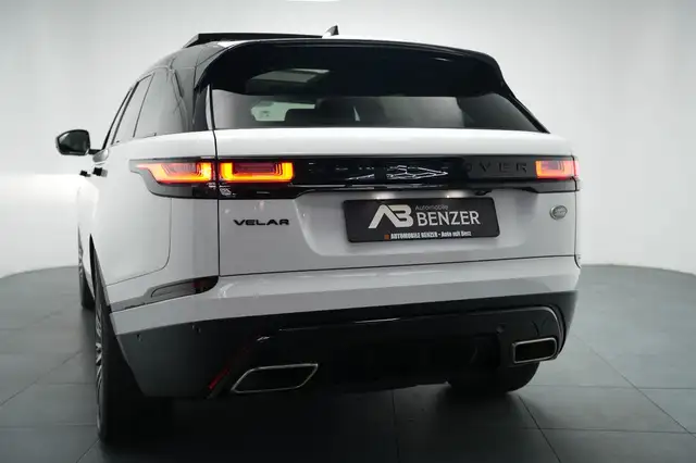 Land Rover Range Rover Velar view 8
