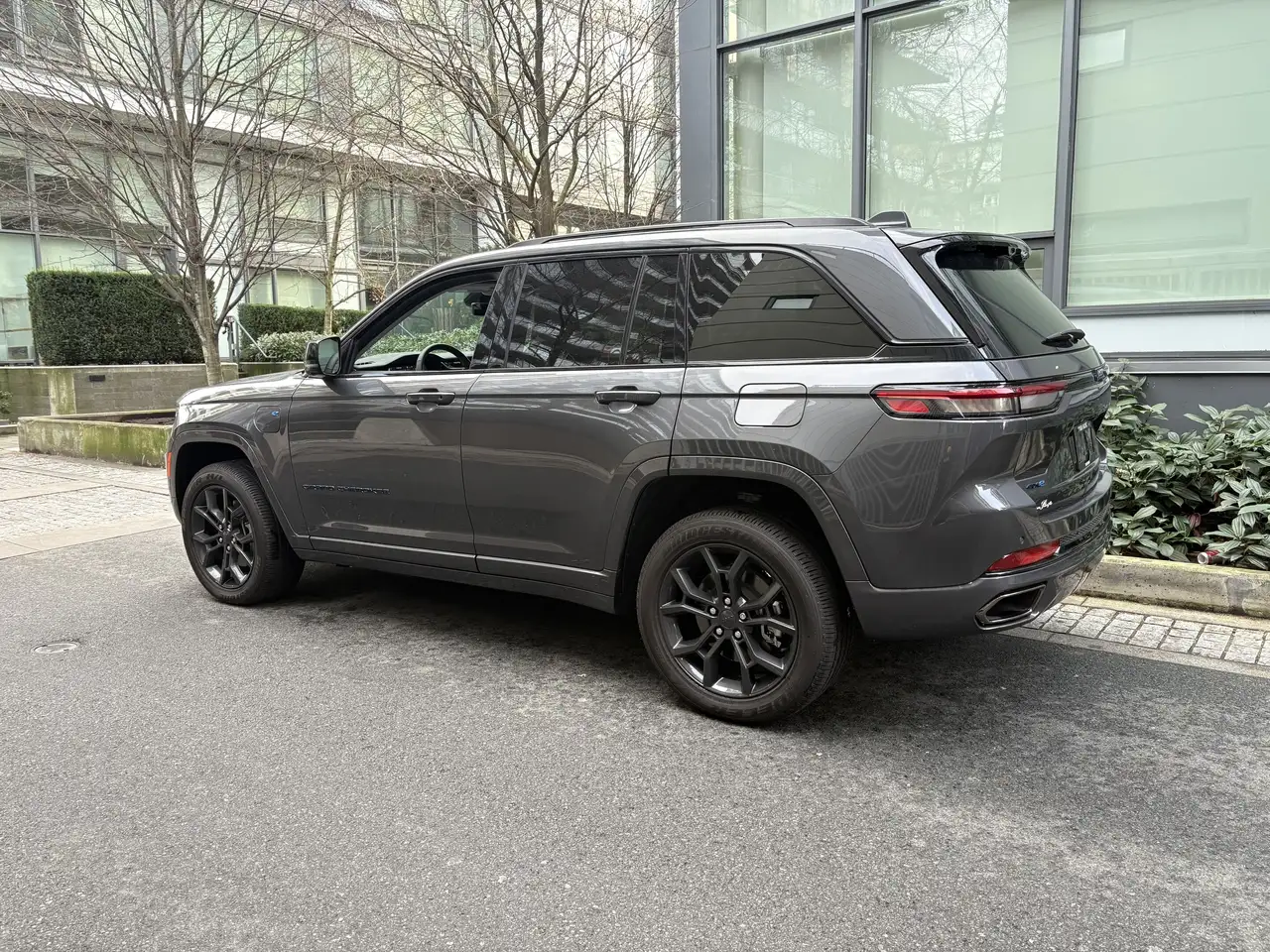 Jeep Grand Cherokee снимка Jeep Grand Cherokee
