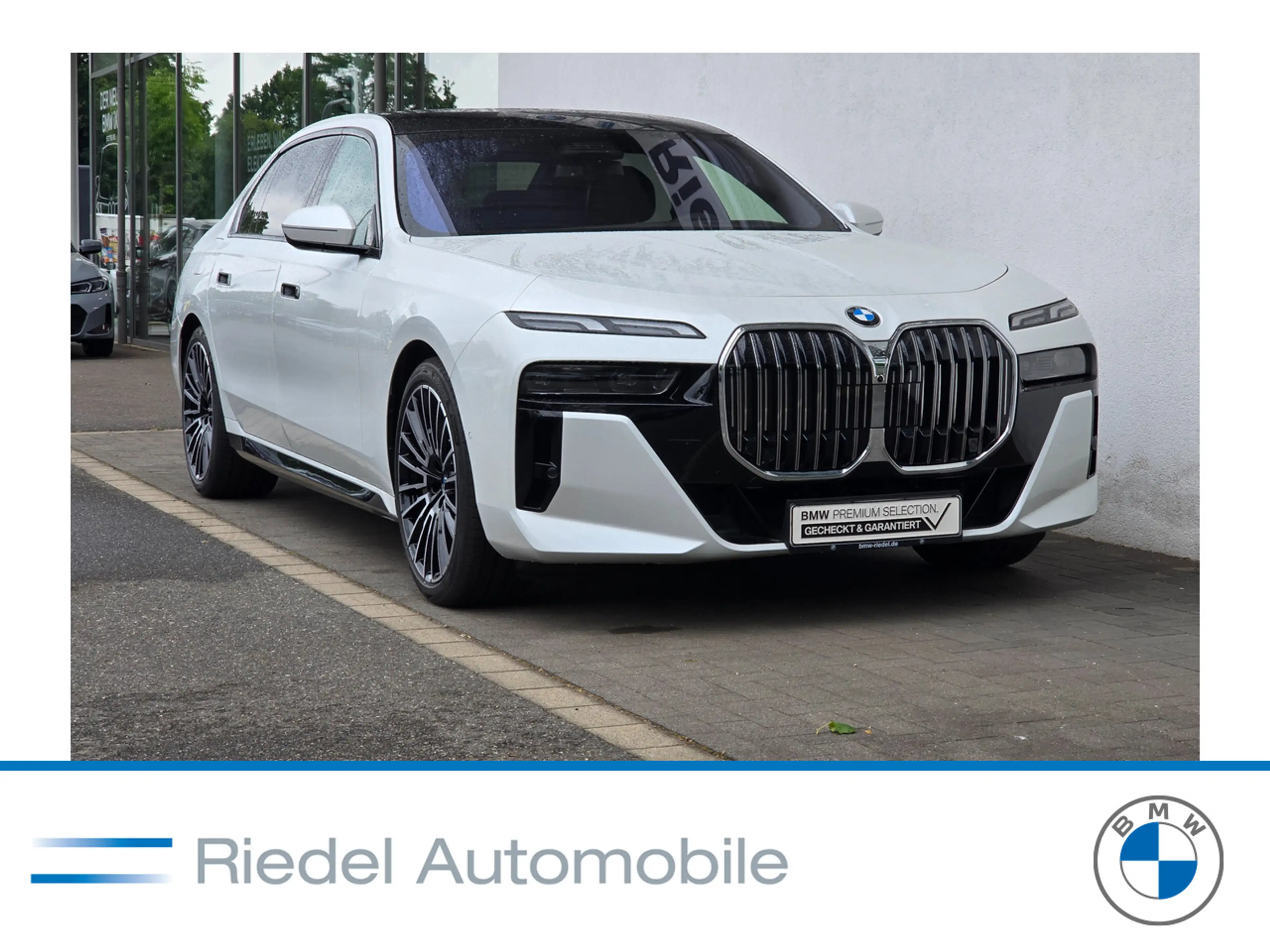 BMW 740 d xDrive M Sportpaket*Standhzg*Pano*DAPro*B&W